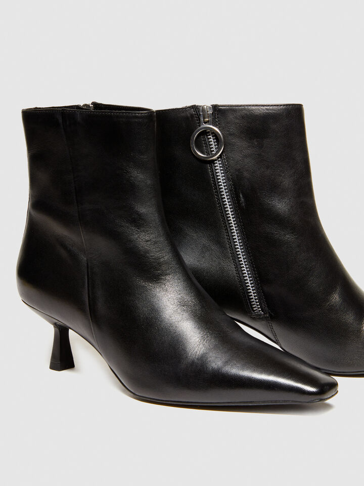 Leather ankle boots - women's boots and ankle boots - Black | Sisley image number 4